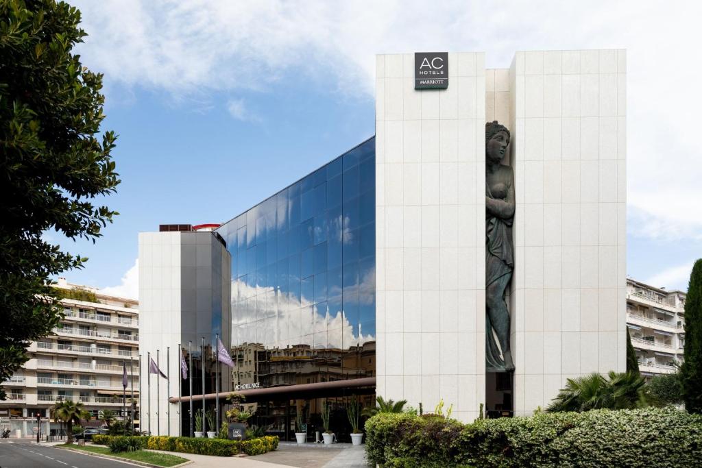 Business comfort at AC Hotel by Marriott in Nice Modern AC Hotel by Marriott in Nice