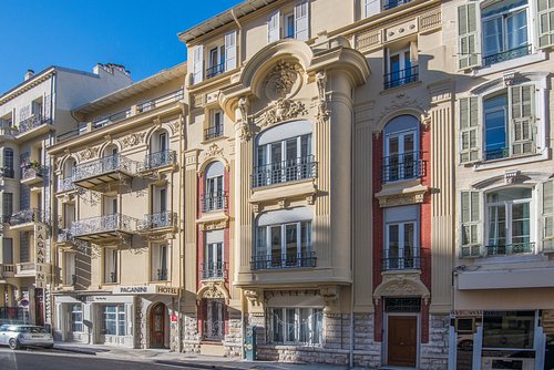 Hotel Paganini – Budget-friendly hotel close to Nice train station Elegant building of Hotel Paganini with detailed architecture in Nice