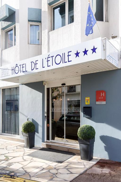 Hotel de l'Étoile – Affordable comfort in central Antibes Entrance of Hotel de l'Étoile with minimalist signage in Antibes