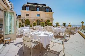 Le Vistamar Monaco – Fine Seafood Dining Overlooking the Port Le Vistamar terrace with harbor views and white tablecloths at Hôtel Hermitage