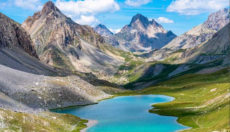 Mercantour National Park – Alpine Wilderness Retreat Alpine landscape with lake in Mercantour National Park