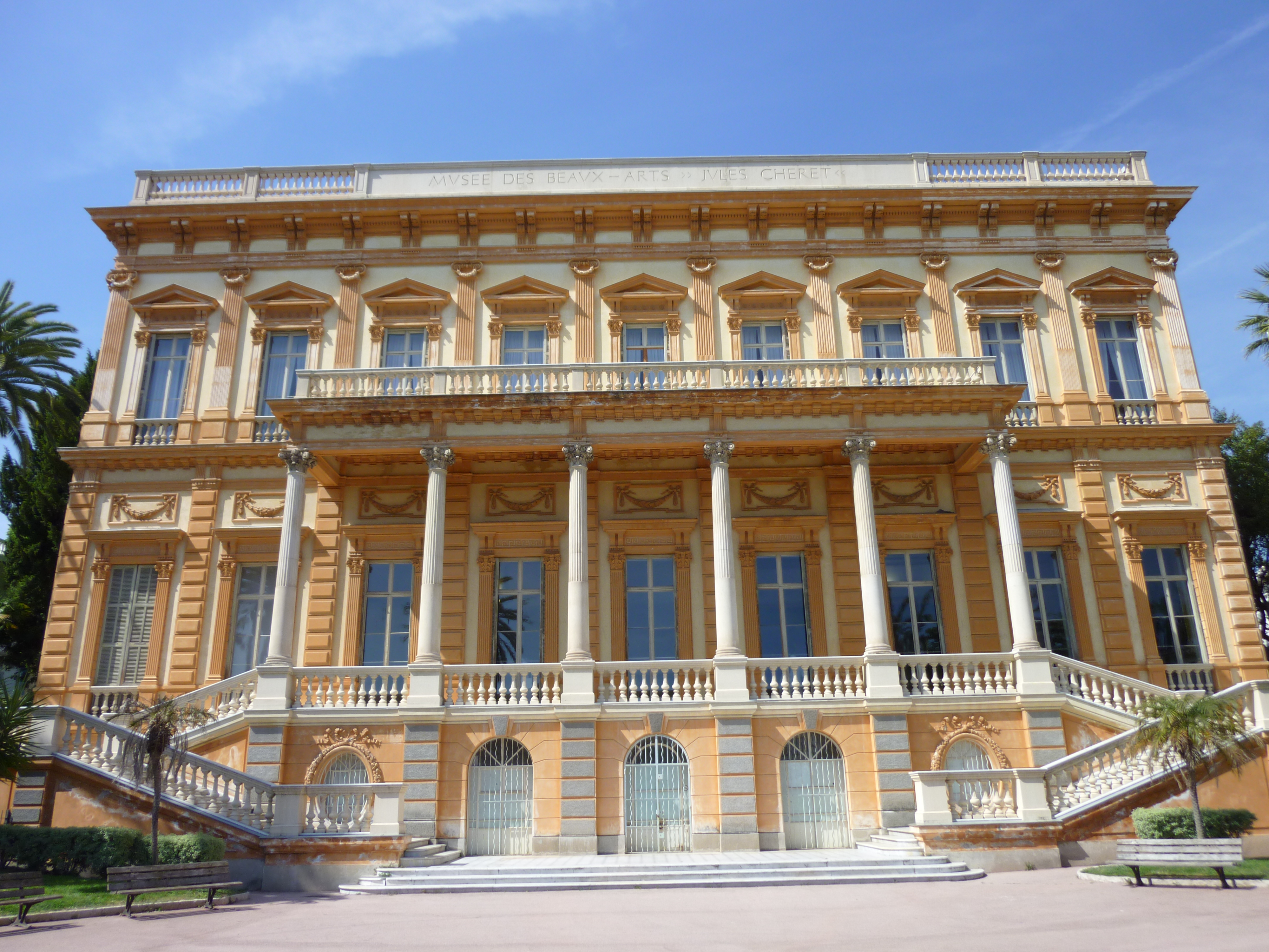 Musée des Beaux-Arts – Historic Fine Art Museum in Nice Front view of Musée des Beaux-Arts de Nice with neoclassical façade and grand staircase