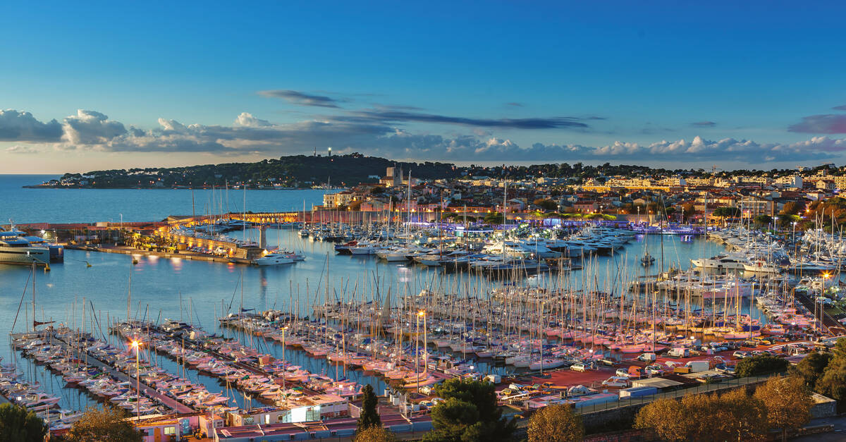Port Vauban Marina at Sunset, Antibes Port Vauban filled with luxury yachts at dusk